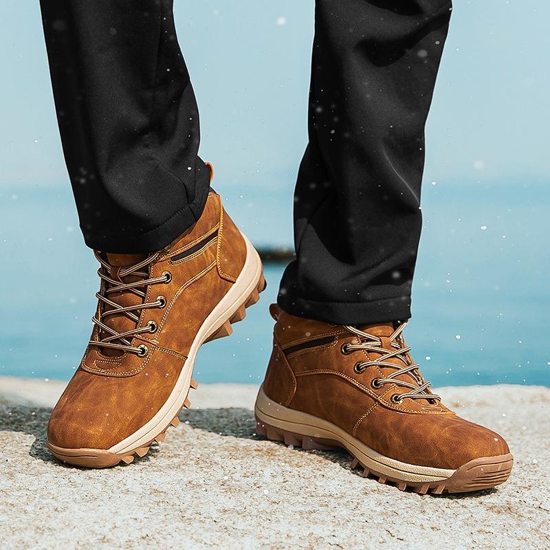 Large Size Outdoor Warm Cotton Shoes Men's Winter Velvet Hiking Shoes Men's Waterproof Snow Boots Hiking Shoes