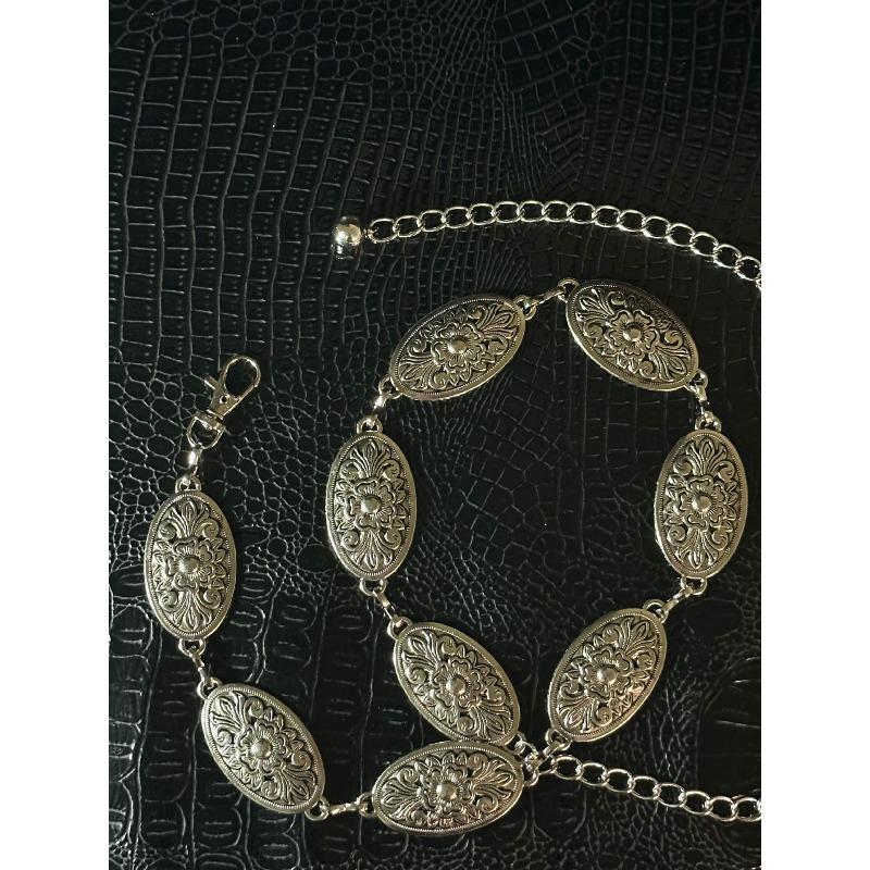 

Vintage carved european and american style dress jeans versatile streetwear fashion metal women s waist chain срібний