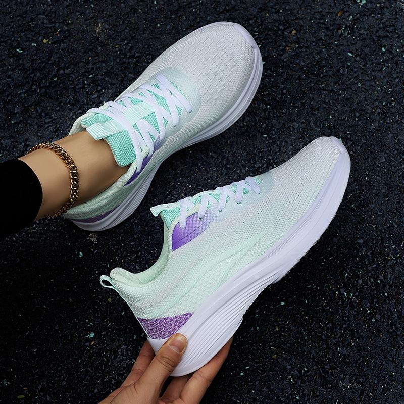 Spring new shoes mesh breathable sports shoes lightweight student running shoes non-slip soft sole comfortable