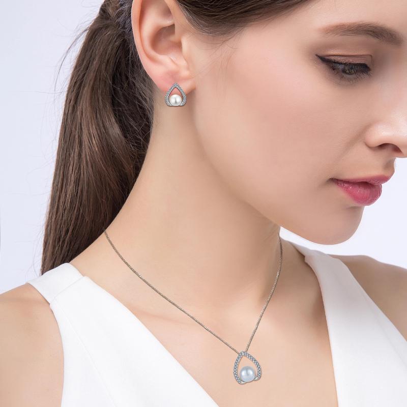 QX Luxury Fashion   Rhodium Plated Clear CZ New Pearl  Pendant Elegant Diamond Necklace for Women