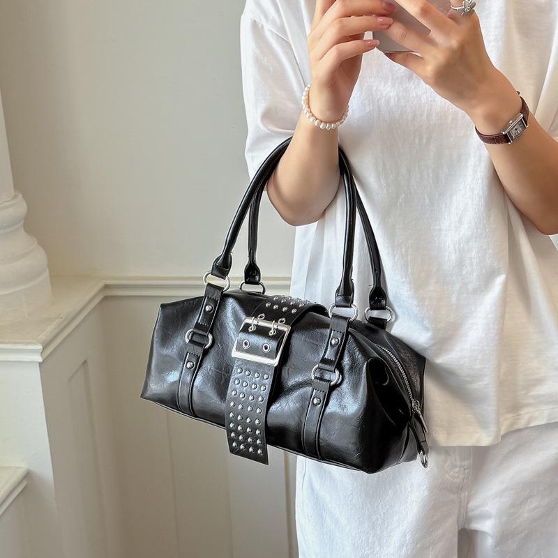 Spicy Girl Rivet Punk Style Crossbody Bag - Women's Versatile Shoulder Tote 2026