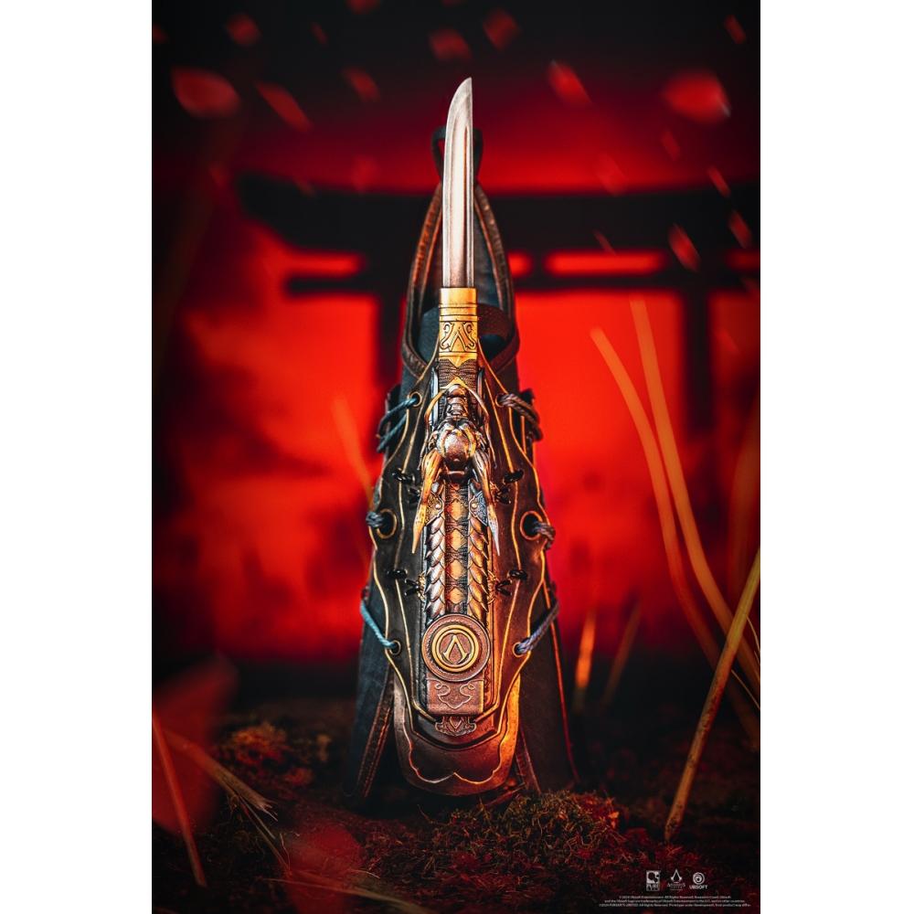 

ASSASSIN S Creed Series 1 1 ASSASSINS Creed Naoe Hidden Blade Scale Копія