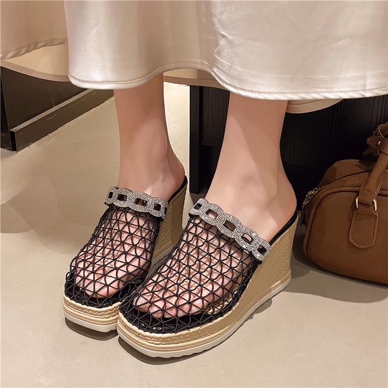 New Hollow-out Breathable Rhinestone Mesh Yarn Baotou Half Slippers Women's Summer Wear Platform Platform Fishing Net Shoes