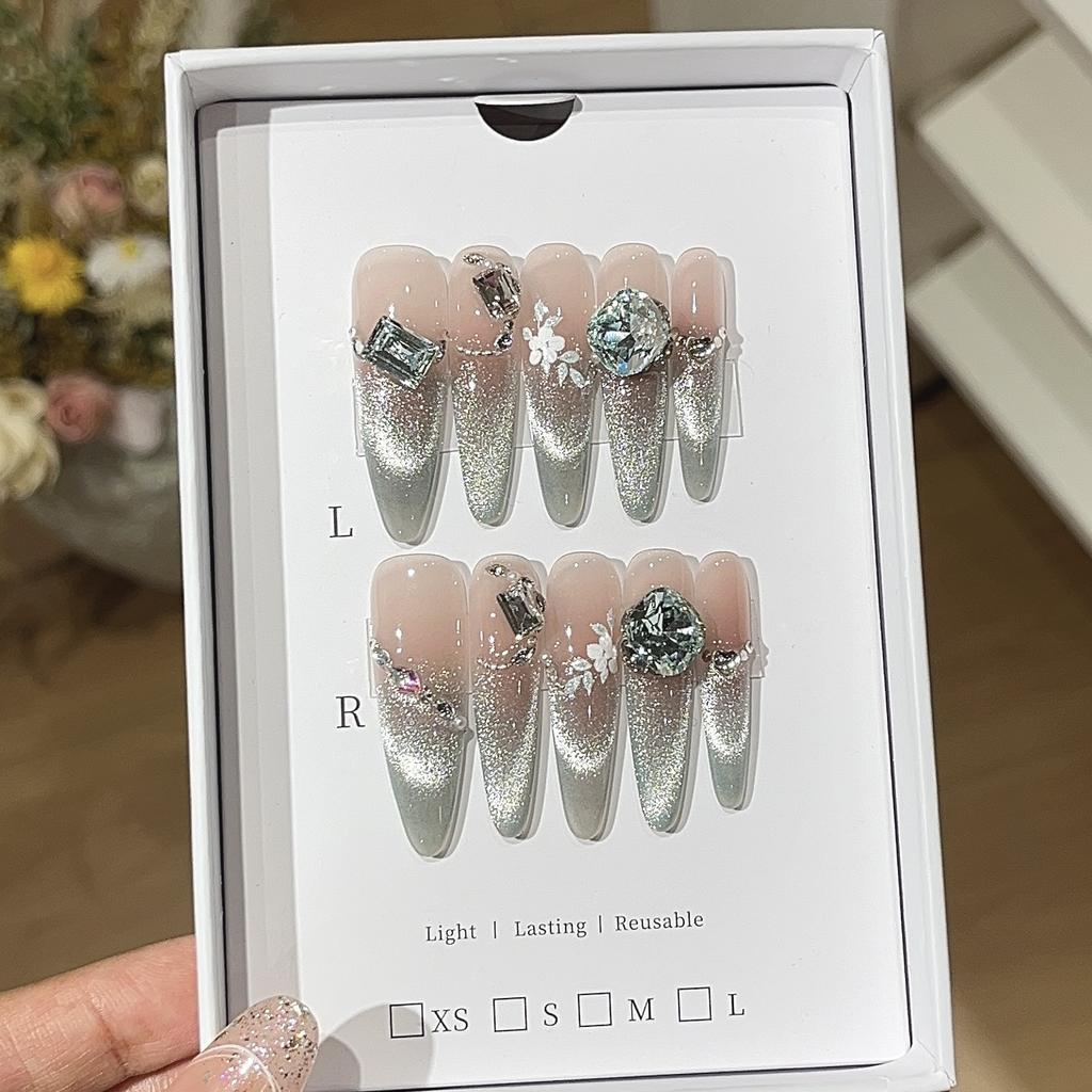 Begonia Summer Temperament Flashes Green Cat Eyes Milky White and Exquisite Products Piled with Diamond Wear Armor