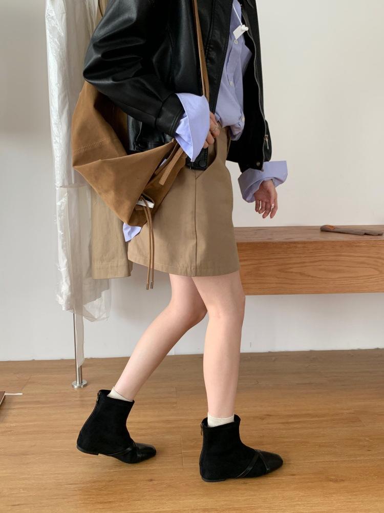 Korean version of square head suede splicing fashion boots women's autumn and winter new temperament inner height increase thin boots rear zipper sho