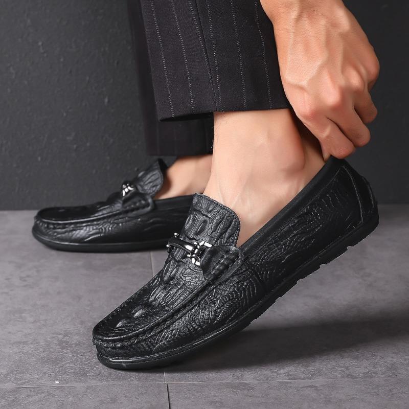 Spring and summer Doudou shoes men's first layer cowhide foot cover new versatile British lazy pattern casual shoes men