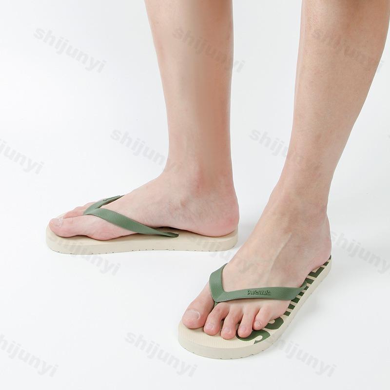 Fashion Men Slippers Flip Flops 2025 Summer Flat Shoes Non-slip Fashion Soft Trendy Open Toe Home Breathable Outdoor Men Beach Slippers