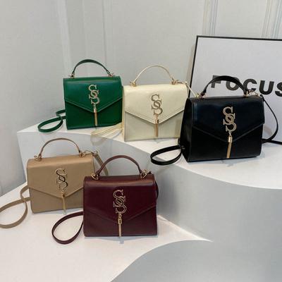 Fashionable Simple Shoulder Bag Casual Commuter Women's Crossbody Bag New Style Bag Women's Retro Personalized Small Square Bag