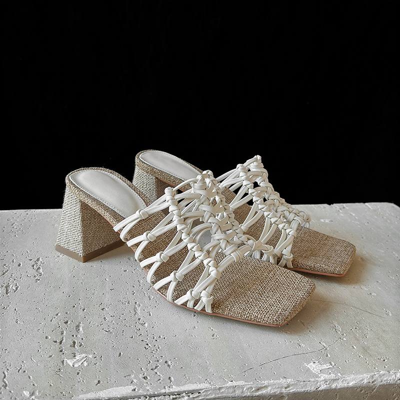 Krazing Pot Straw Weaving Handmade Summer Size 40 High Quality Slip on French Chic Chunky Heels Women Peep Toe Sandals