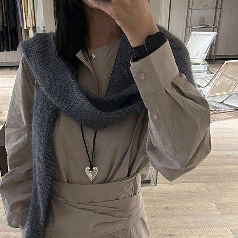 Všestranný hřeben Love přívěsek dlouhý černý provazový náhrdelník pro ženy dívky Vintage lehký luxusní elegantní náhrdelník příslušenství