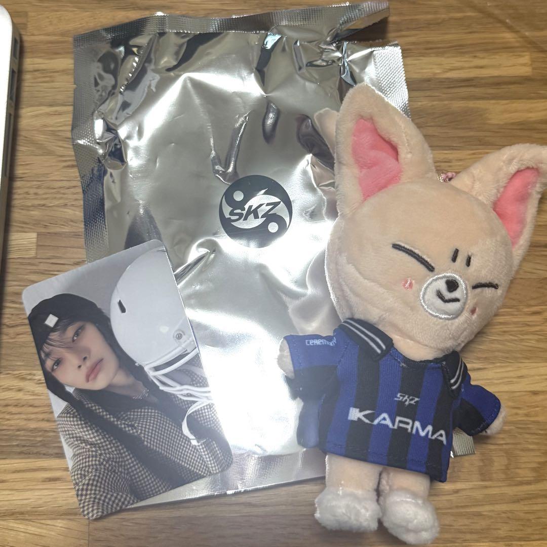 

[Б/У] straykids карма skzoover foxiny iyen торговая карта