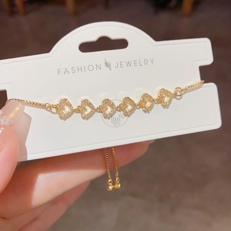 Unique and trendy zircon bracelet - women's light luxury, versatile design