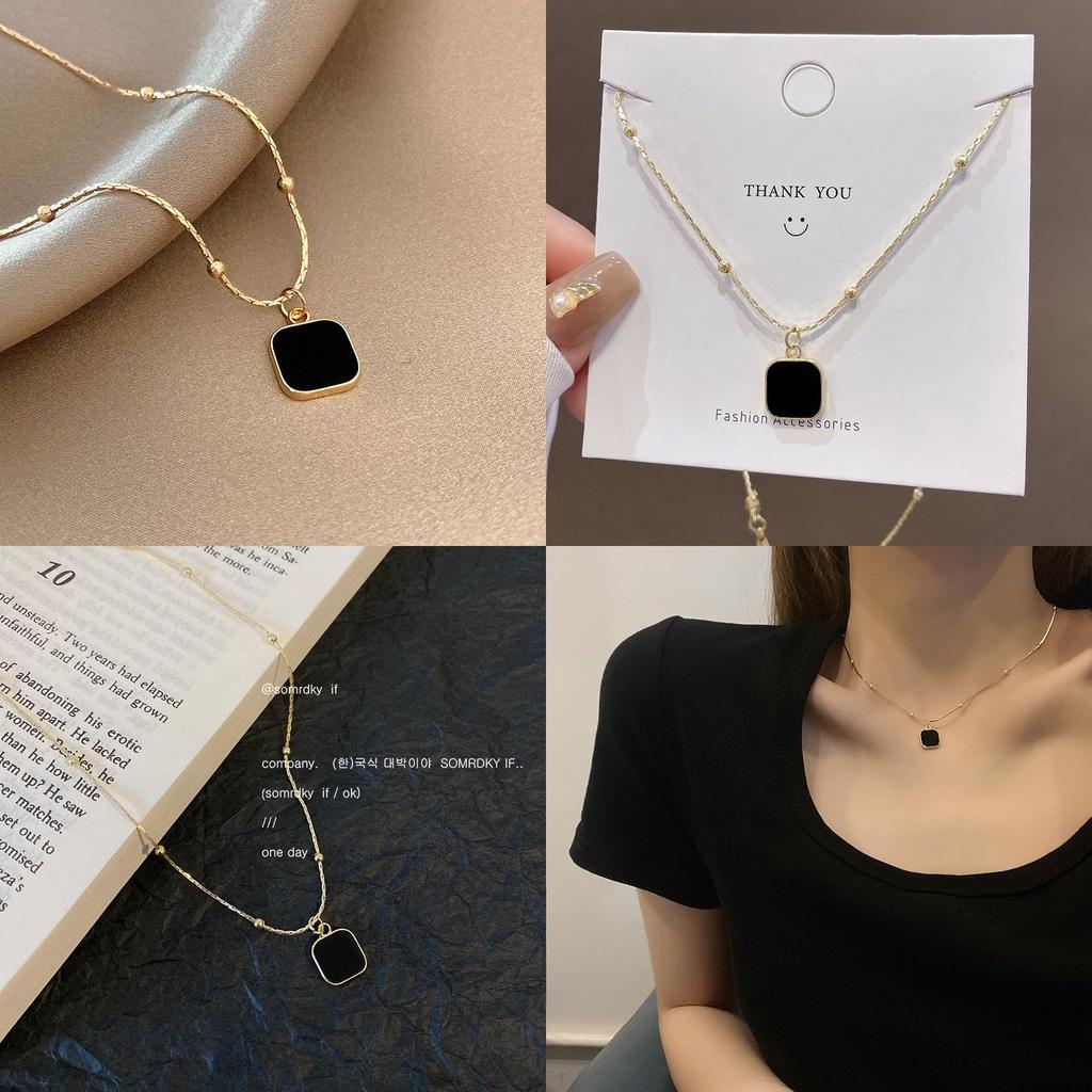 Unique Women's Necklace With Black Square Pendant Minimalist Geometric Alloy Collar Chain