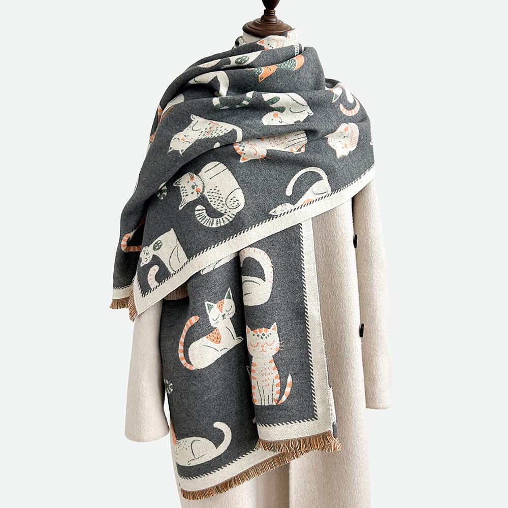 Двосторонній шарф з вишивкою кота - М'який поліестер, Чорно-кремовий анімалістичний візерунок з бахромою, Теплий та стильний для зимових прогулянок