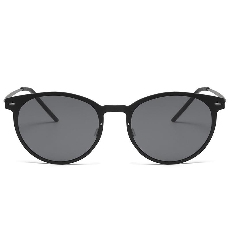 Retro Black Summer Sunglasses: Elegant Sun Protection for Women & Children