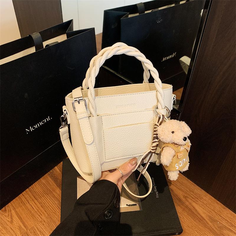 Stylish and simple interwoven rope hand withdrawal bucket bag simple casual texture bag daily versatile shoulder messenger bag
