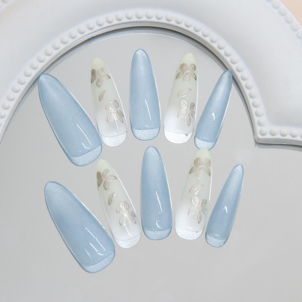 Fresh light blue cat's eye three-dimensional cold gilt flower fashionable European and American ins style removable nail art pieces 30 pieces