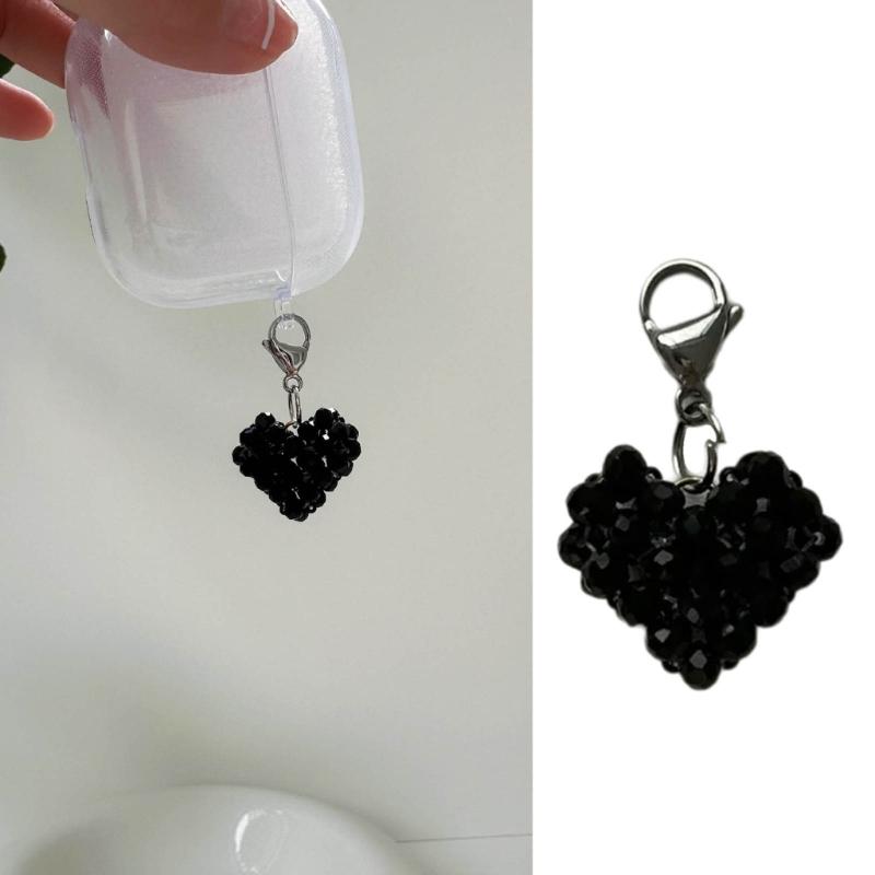 Fashionable Pendant for Furniture Stylish Crystal Heart Keychain Heart shaped Pendant for Home and Car Decorations