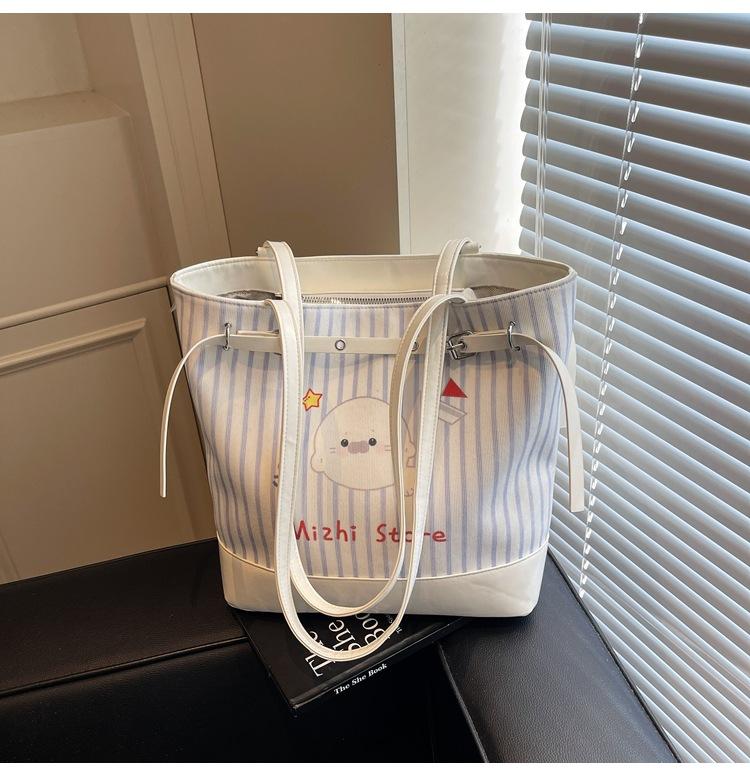 

Niche fresh women s bag summer new sweet printed shoulder bucket bag fashionable large capacity backpack