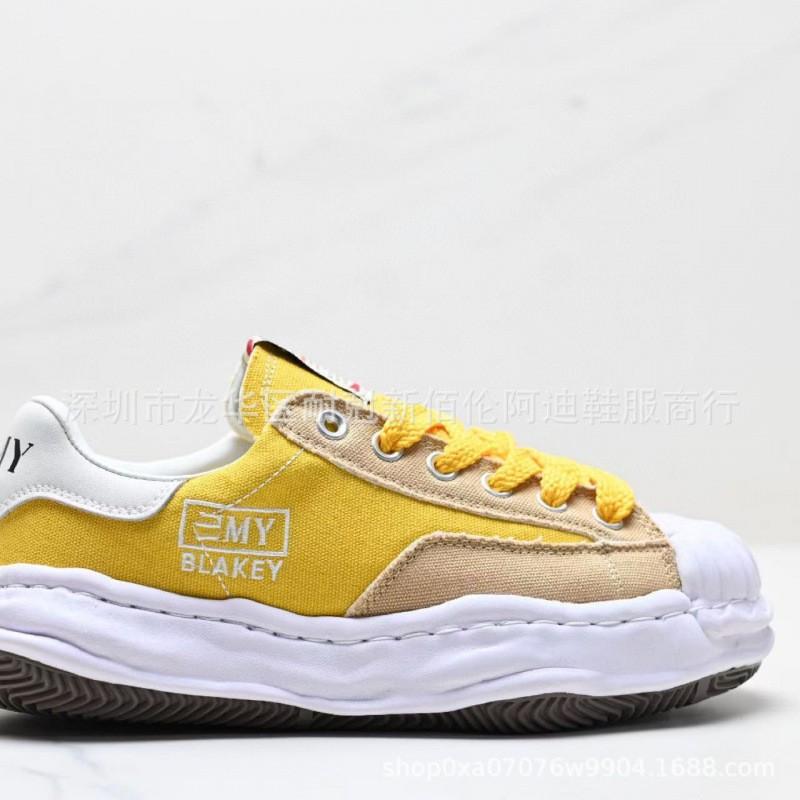 Unisex Canvas Sneakers Low Top Thick Sole Comfortable Casual Shoes Men Women Fall Winter