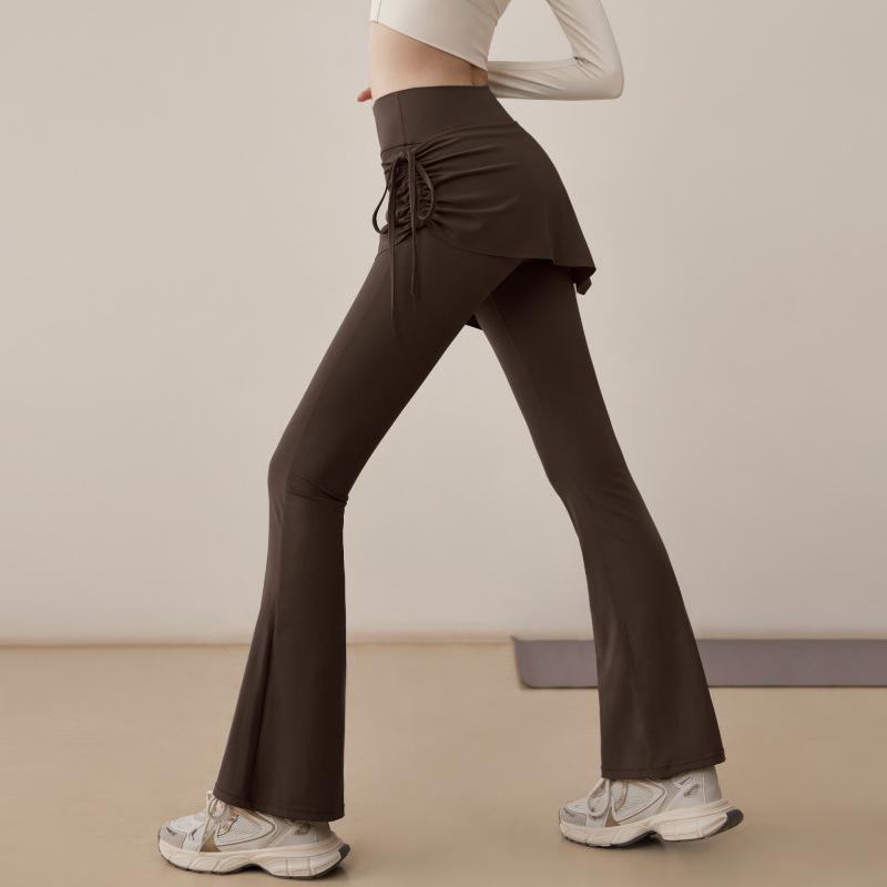 High-Waisted Skort-Style Yoga Pants: Micro-Flare, Anti-Exposure, Hip-Shaping Sportswear for Women. Medium