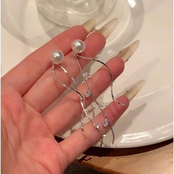 Exclusivo Ear Cuff de Camada Dupla Brilhante com Diamantes de Alto Padrão: Design Versátil e Indolor