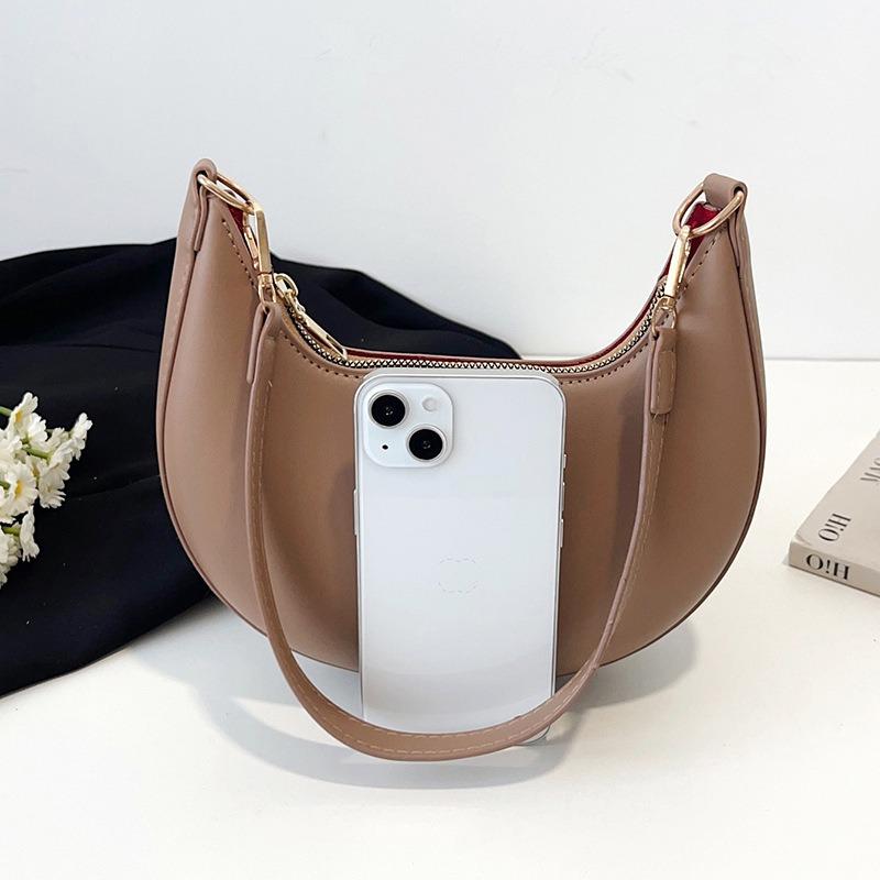 2025 New Women Luxury Shoulder Bags Large Capacity Pu Leather Half Moon Hobo Bags Travel Commuter Handbags
