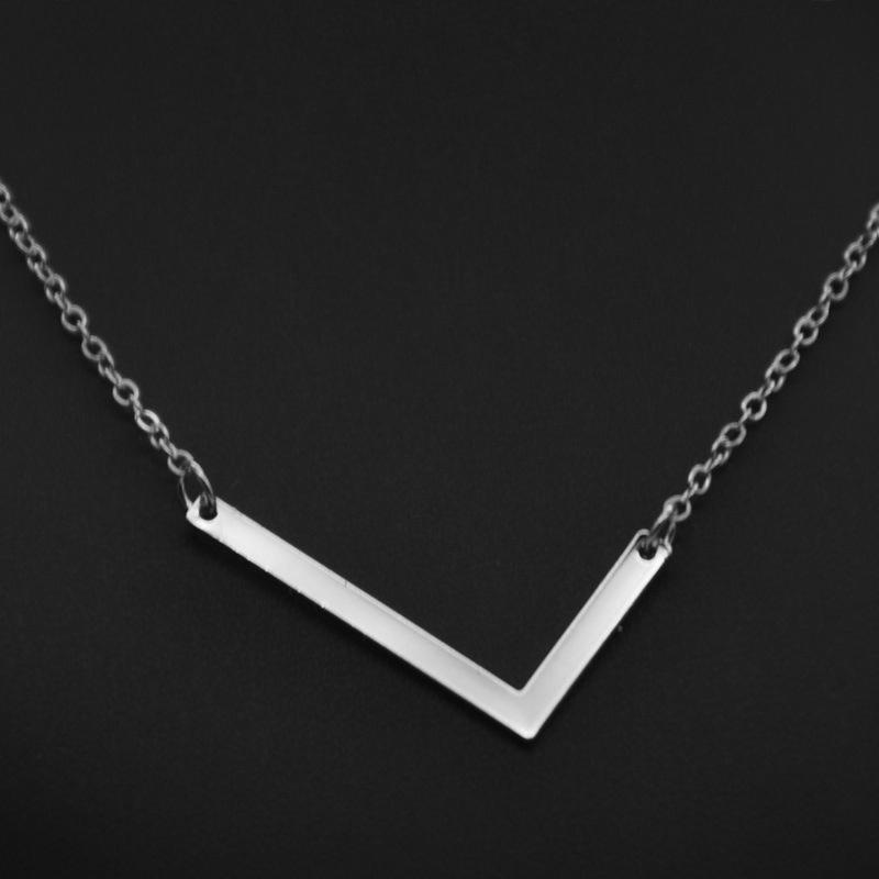 Kvinne 26 engelske bokstaver Ornament Ripple Chain Personlig brevkjede
