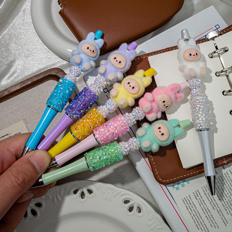 1 kus Flocking Labubu Kawaii Korálkové šňůrkové pero Roztomilá kreslená kuličková tužka Studentské psací potřeby Kancelářské potřeby Dárky