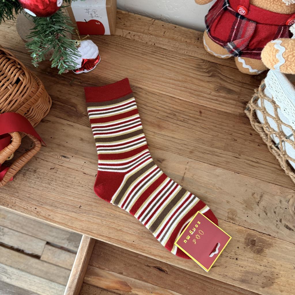 Songmu Songmu "Lucky Puppy Silk Wool Red Socks Medium Tube Socks Warm New Year Stacking Socks