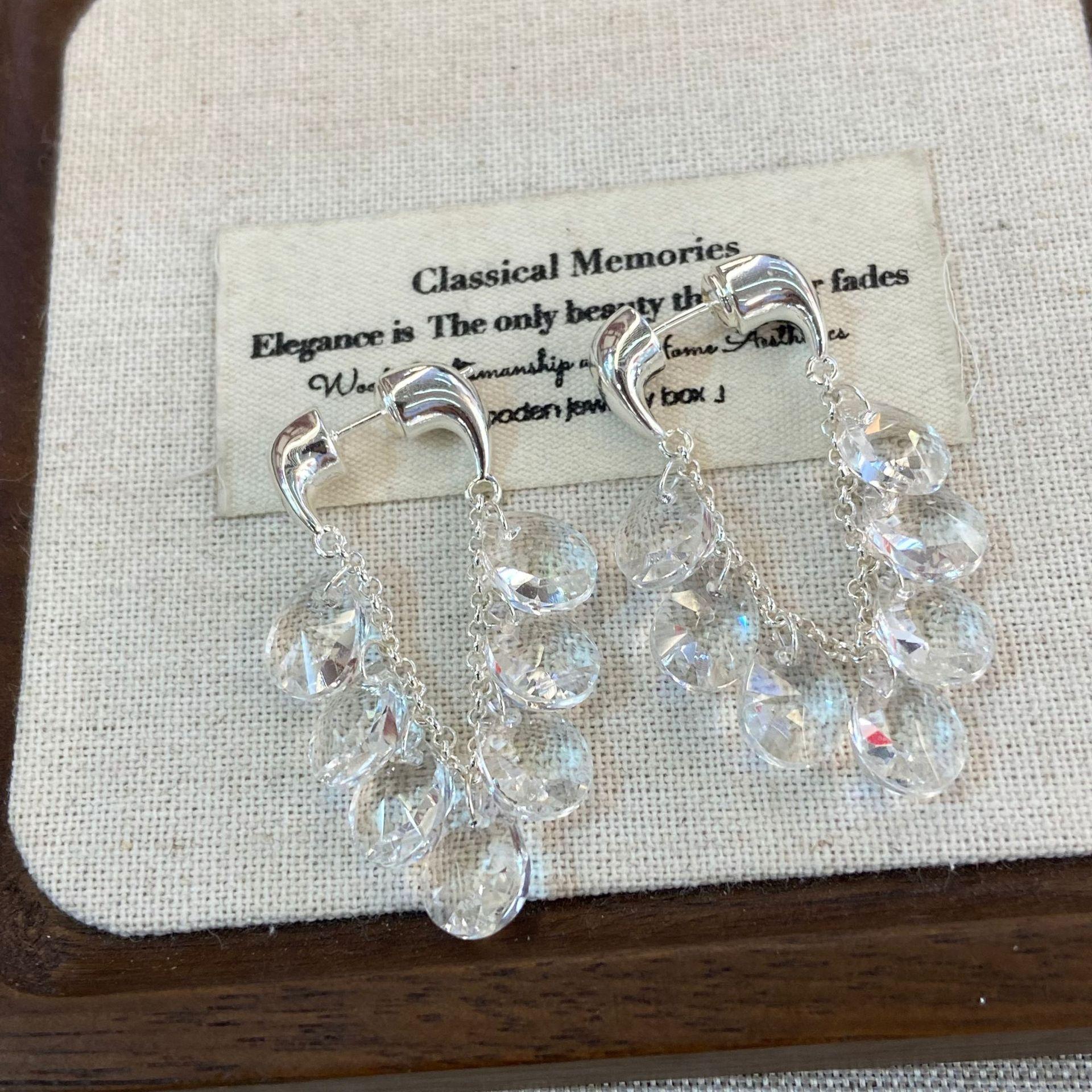 French Temperament Crystal Water Drop Fringed Earrings Light Luxury High-End Stud Earrings Design Earrings
