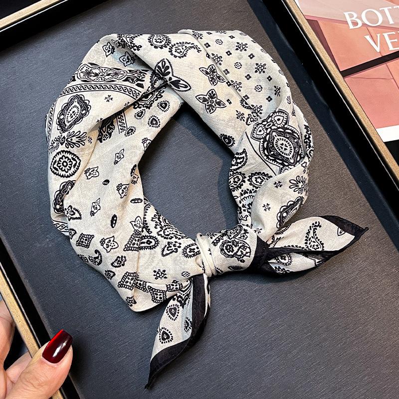 

30% Silk 70% cotton Scarf Bandana Women Square Scarves Wrap Kerchief Fashion dot Headband Leopard Hijab Shawls Bandana Foulard silk cotton 55x55cm