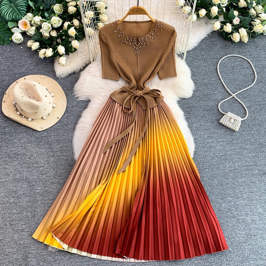 Pleated Diamond-Embellished Round-Neck Midi Dress for Women Summer Short Sleeve Lace-up Stunning Ombre Pleated Dress