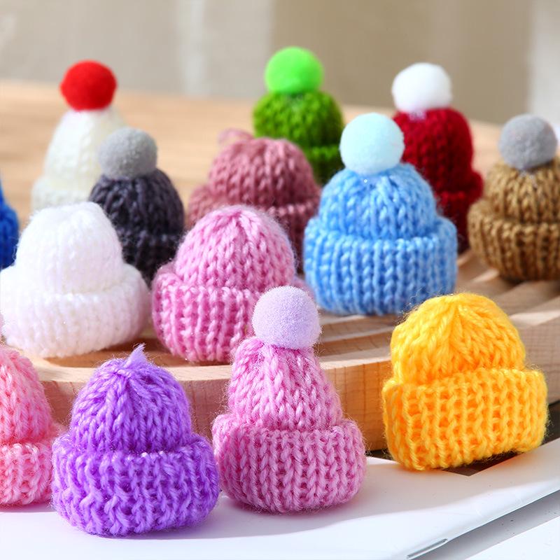 Korean Style Knitted Wool Hat with DIY Pompom Decoration - Mini Christmas Accessory