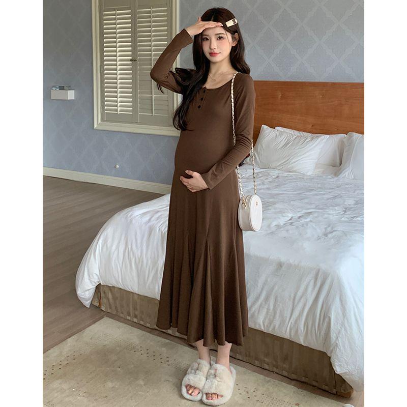 Autumn/Winter 2025 Maternity Two-Piece Set: Fishtail Skirt & Petite Knit Top