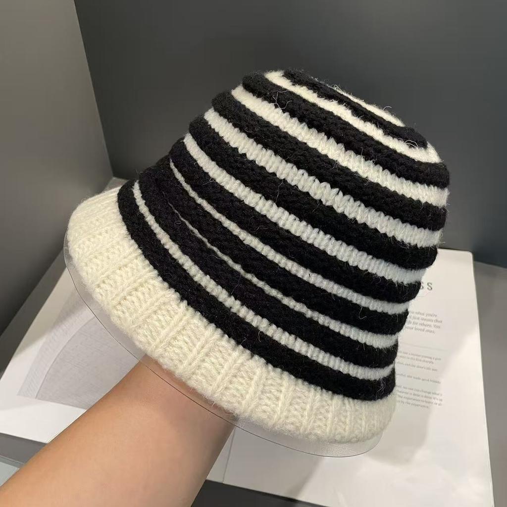 Koreanischer Stil Retro Gestreifte Gestrickte Fischerhut für Damen im Herbst und Winter Vielseitig Gesichtsfreundlich Kleines Temperament Warmer Wolliger Eimerhut
