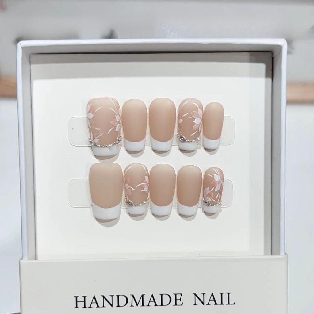 Autumn and Winter Style French Wearer High-end Nude Color Atmosphere Matte Nail Art Hand-painted Small Flower Steel Beads Broken Diamond Fake Nail