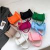 Einfarbige trendige kleine Tasche, Neue trendige und einfache Umhängetasche, Vielseitige und frische Damen-Achseltaschen
