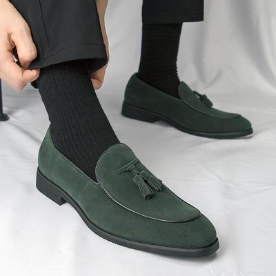 Mode Mode Merk Heren Comfortabele Platte Bodem Formele Zakelijke Leren Schoenen Lente Nieuwe Stijl Puntige Kwast Kleine Leren Schoenen