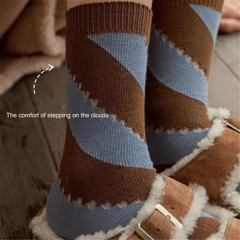 College Style Women Middle Tube Socks Japanese Cute Harajuku Hollow Out Breathable Stripes Vintage Streetwear Hosiery