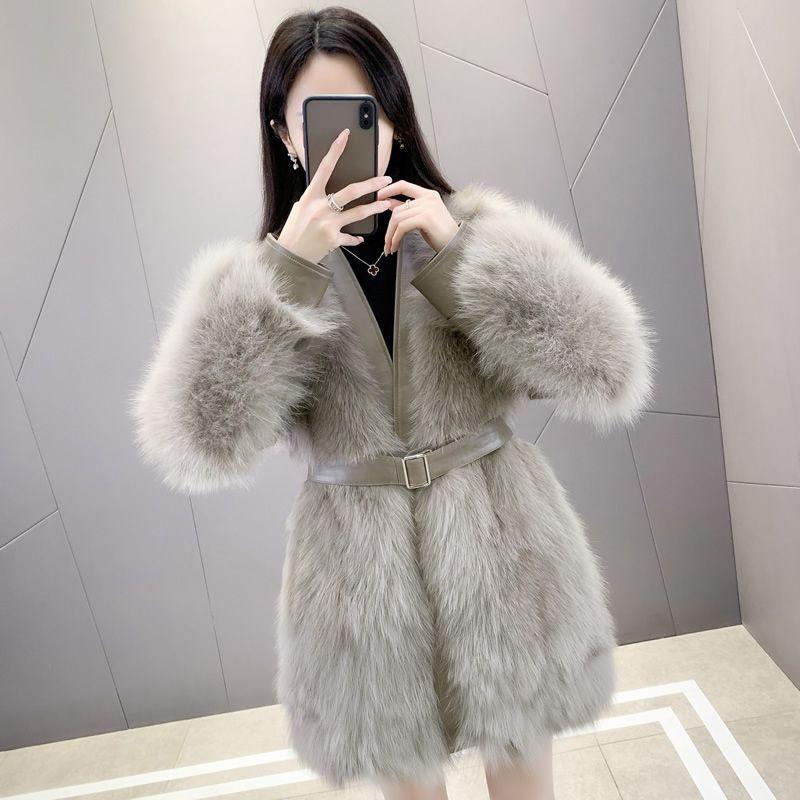 Tuscan Fur Coat Women's Medium and Long Collar Winter Locomotive Style Thickened Light Fashion Coat