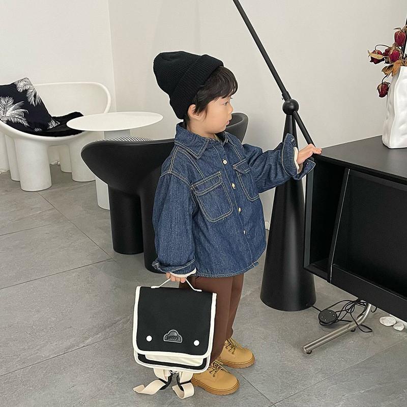 Stylish Minimalist Children's Backpack For Boys And Girls Lightweight Durable Design Perfect For School And Outdoor Activities