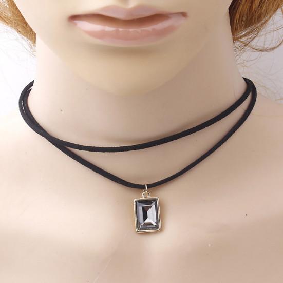 Inteligentny prostokątny wisiorek Dwuwarstwowy Aksamitny łańcuszek Choker Krótki naszyjnik
