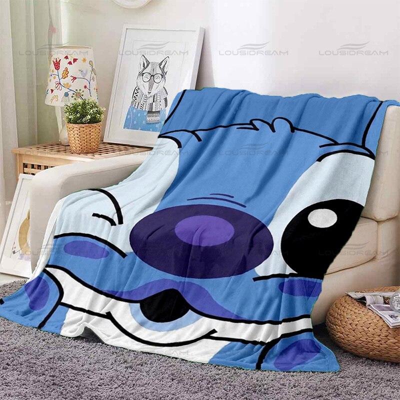 Fashion Animated Couple Blankets Cute Cartoon Pet Pattern Thin Blankets Flannel Portable Home Travel Office Blankets