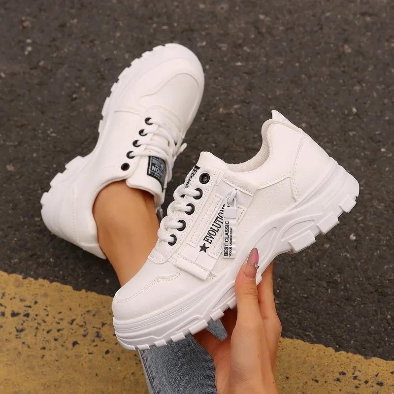 Woman Sneakers 2025 New Comfortable Platform Casual Sneaker Ladies Wear-resistant Breathable All-match Soft Sole Shoes for Women