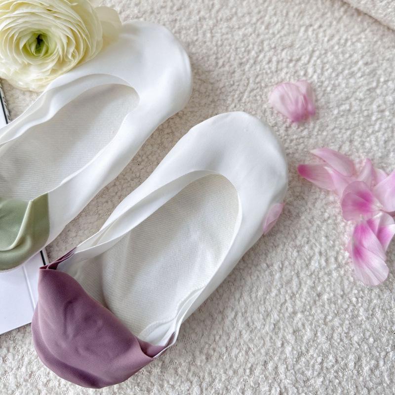 Color-Block Ice Silk Ankle Socks - Summer Thin, Non-Slip, No-Heel, Low-Cut Invisible Socks