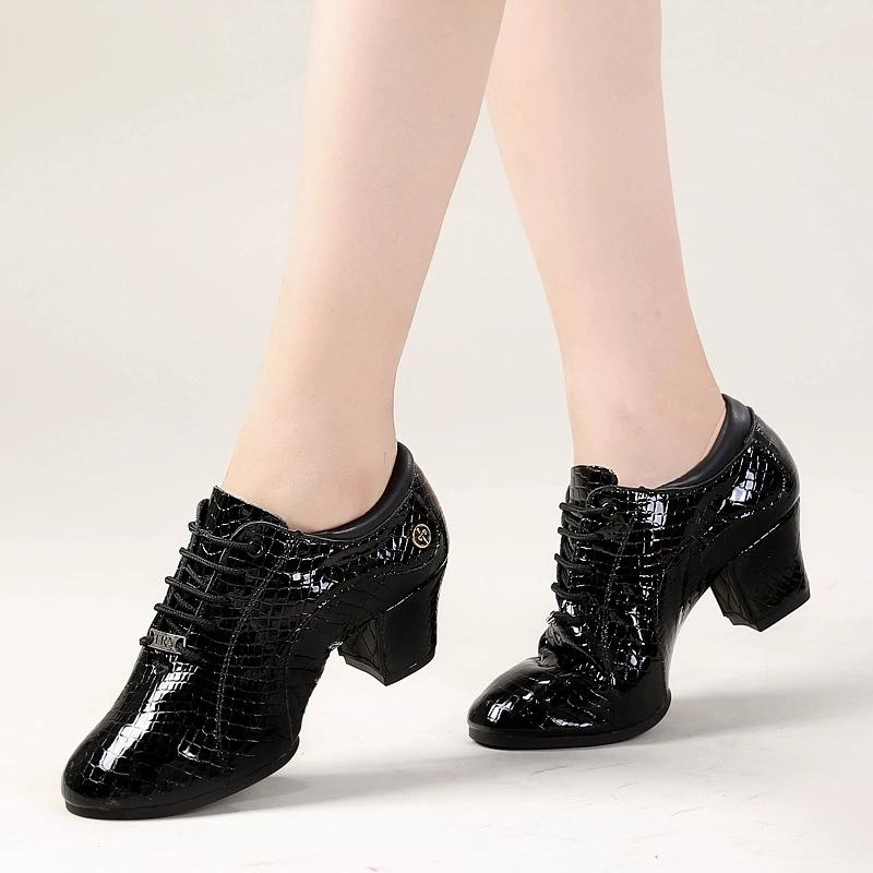 Scarpe Sportive da Donna in Pelle Suola Morbida Scarpe Quadrate per Adulti da Donna Pelle Moderne Scarpe da Danza Latina Sneaker da Sala da Ballo