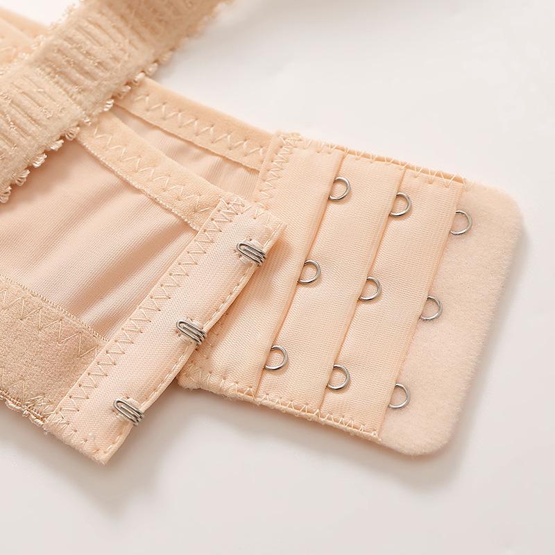 Fashion Women's Large Size Deep V Thin Adjustable Women's Bra Sexy Embroidered Comfort Bra Push Up No Wire Bra