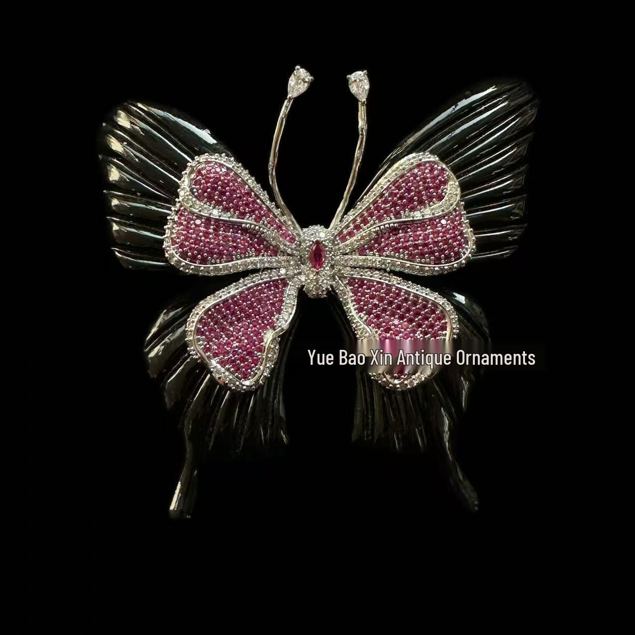Elegant Vintage French Butterfly Brooch - Timeless Women s Accessory