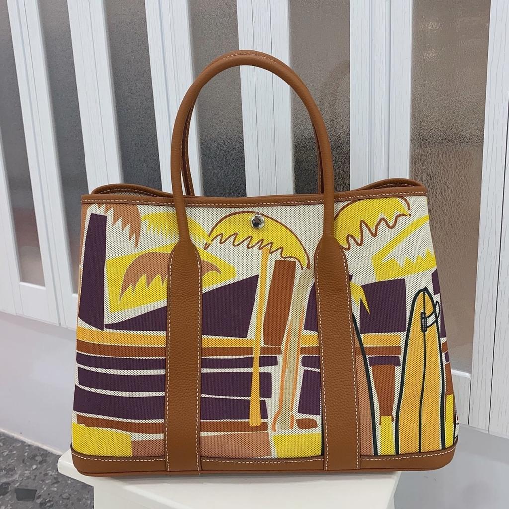 2025 Canvas With Top Layer Cowhide Women's Bag Garden Handbag Large Capacity Leather Contrasting Single Shoulder Tote